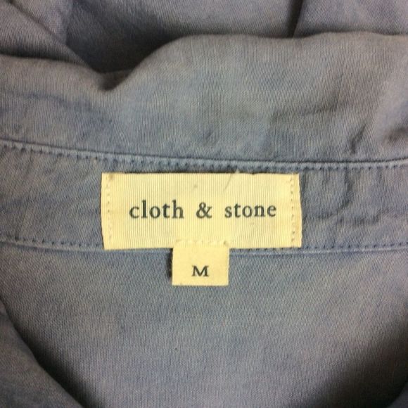 Anthropologie Cloth & Stone Chambray Button Up Top Size Medium - Picture 5 of 5